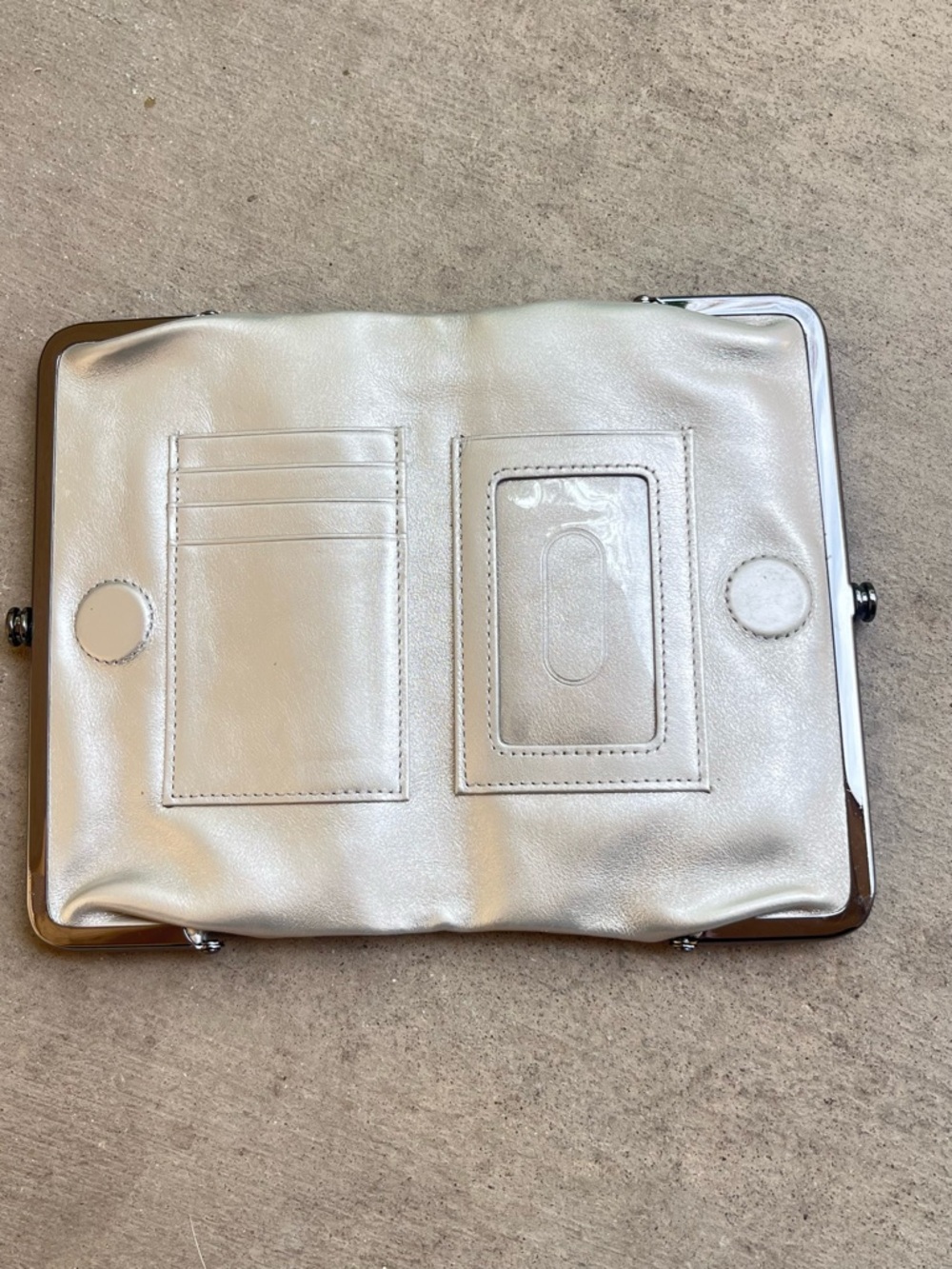 HOBO silver leather folding wallet - Picture 4 of 6